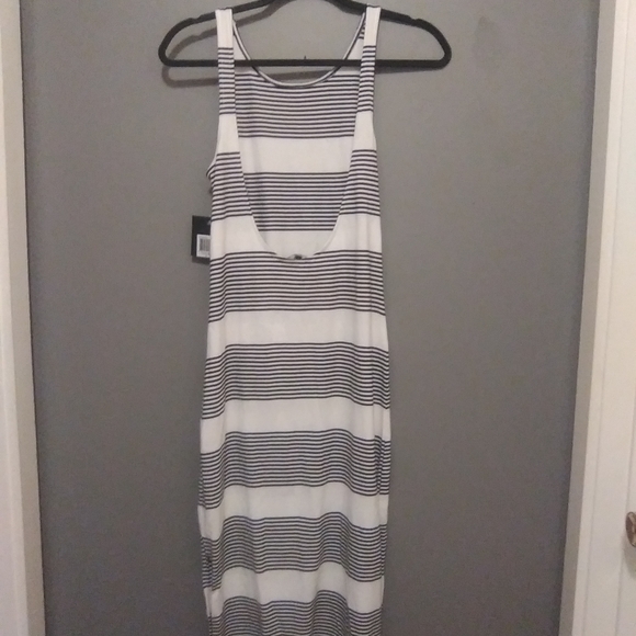 Hurley dress - Picture 5 of 5